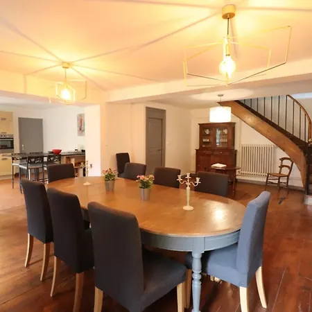 Maison De Maitre Renovee Avec Jardin, Cheminee Et Wi-fi Pres De Super-lioran - Fr-1-742-26 Feriehus Laveissière